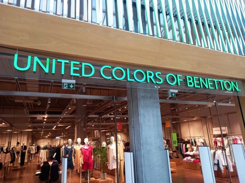 Итальянская сеть Benetton закроет сразу 500 точек