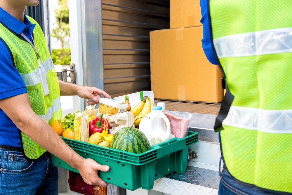 Онлайн-продажи продуктов в России выросли на 31%