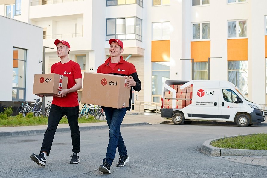 DPD: одежда, телефоны и маркетплейсы показали кратный рост отправок в августе