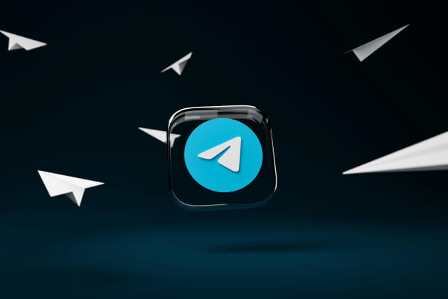 Роскомнадзор обязал блогеров передавать права на их Telegram-каналы специальному боту