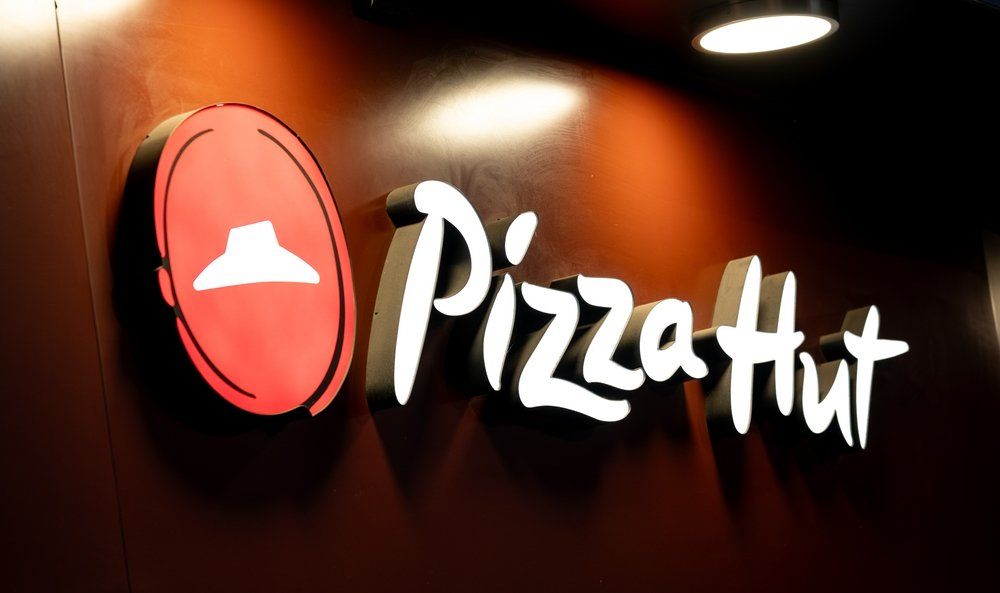 Yum Brands продает Pizza Hut за $2,7 млрд