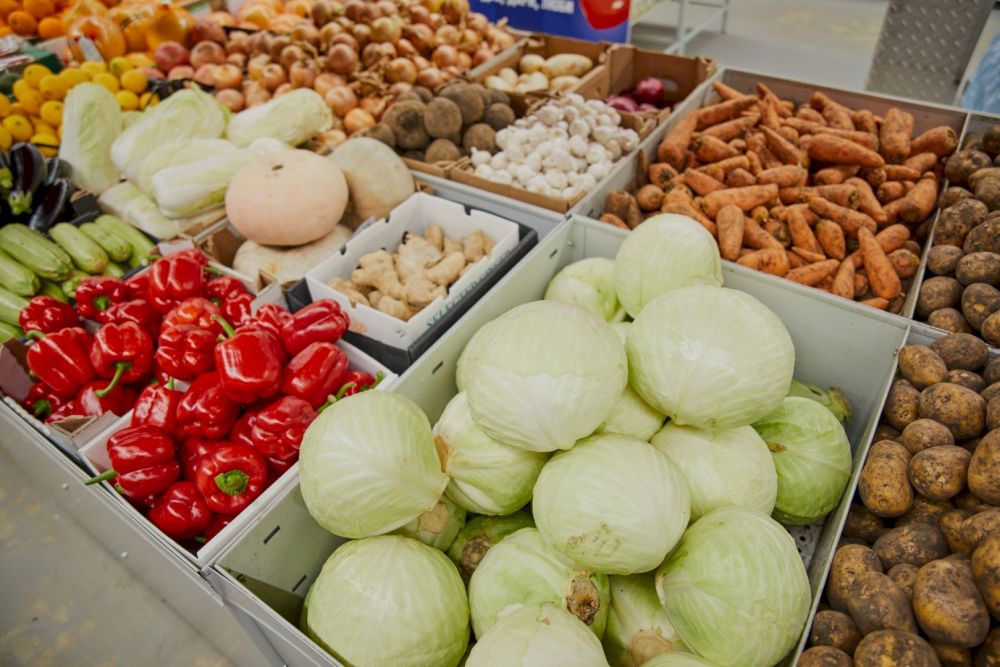 АКОРТ: социально значимые продукты в июне подешевели на 11,1% год к году