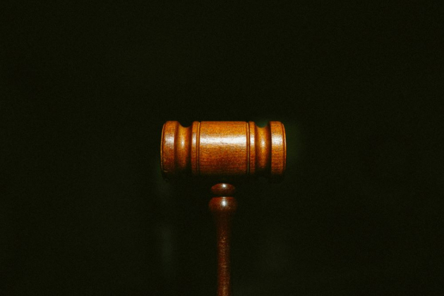 Суд прекратил дело об обложении налогом бонусных баллов, начисленных селлеру Ozon
