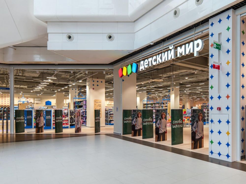 Дайджест 24.08-30.08: В Петербурге закрылась единственная «Пятёрочка Налету», Акции «М.Видео» выросли на 13% на фоне падения Ozon, Российские сладости вышли на полки тайского 7-Eleven
