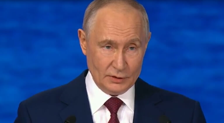 Путин подписал закон о штрафах для операторов цифровых платформ
