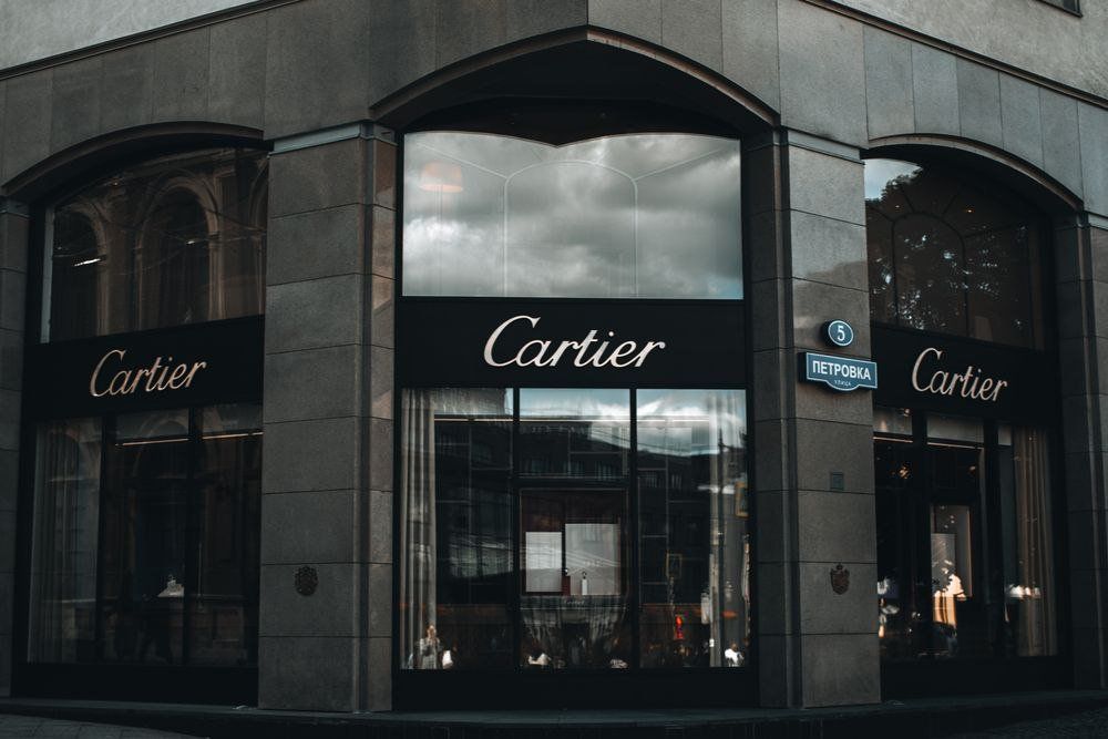 Суд отклонил жалобу Richemont в споре с Sunlight о браслетах Cartier Love