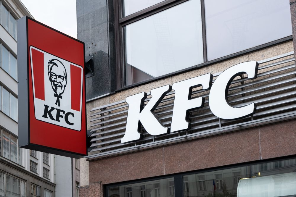KFC прекращает 40-летнее сотрудничество с Pepsi