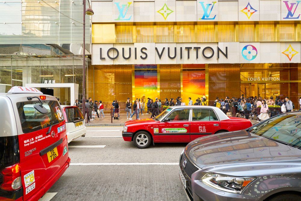 Продажи LVMH упали на 1,6 % за девять месяцев